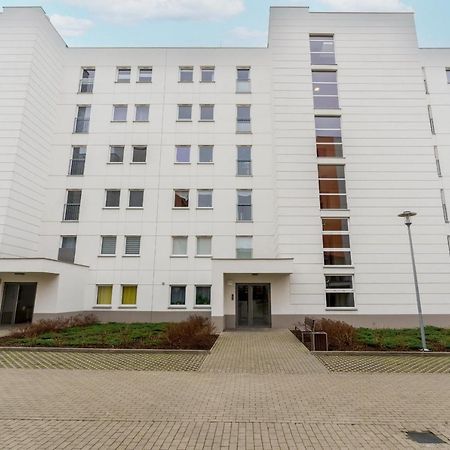 Wilczak Apartment With Free Garage Poznan By Noclegi Renters Kültér fotó